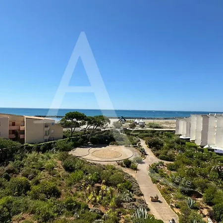 Avec Parking, Face A La Apartment Sete